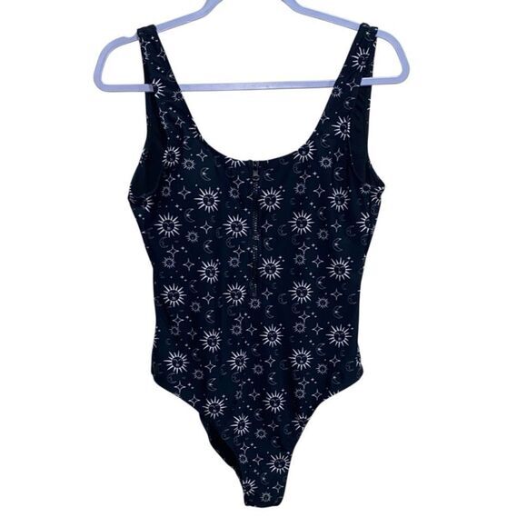 Cyn & Luca M Sun Moon Star Zip Front One-Piece Swimsuit Black Celestial‎ Print - Picture 1 of 12